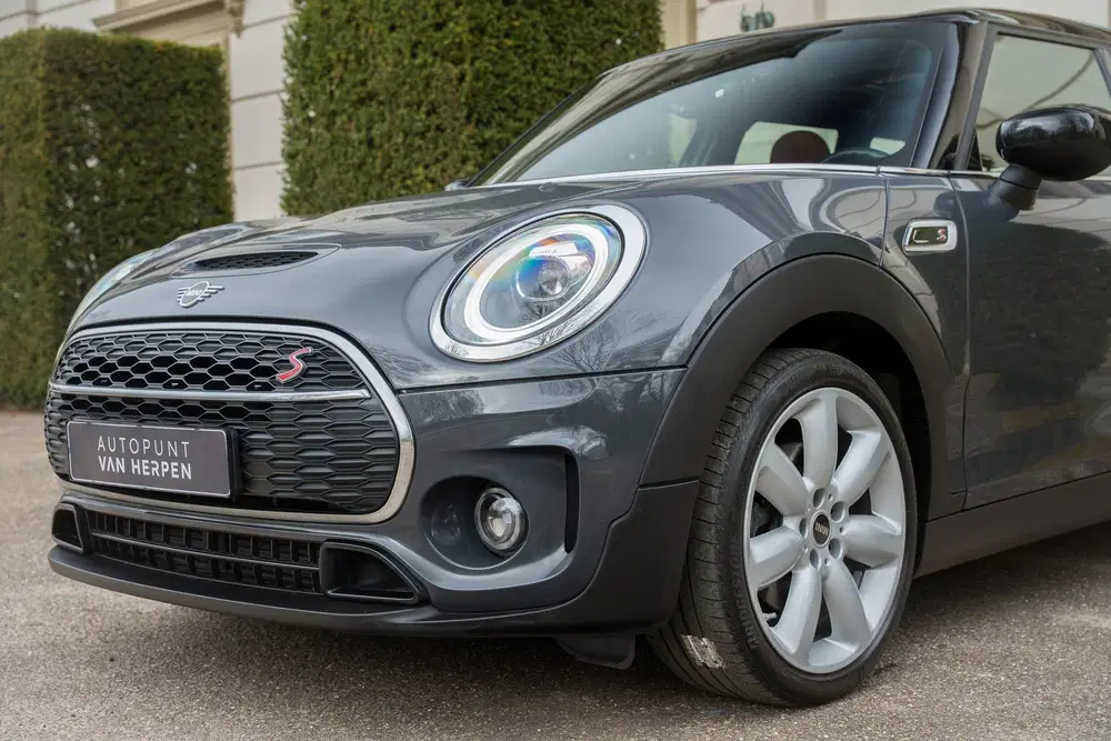 Mini Clubman 2.0 Cooper S Classic PANO uit 2021, foto 11