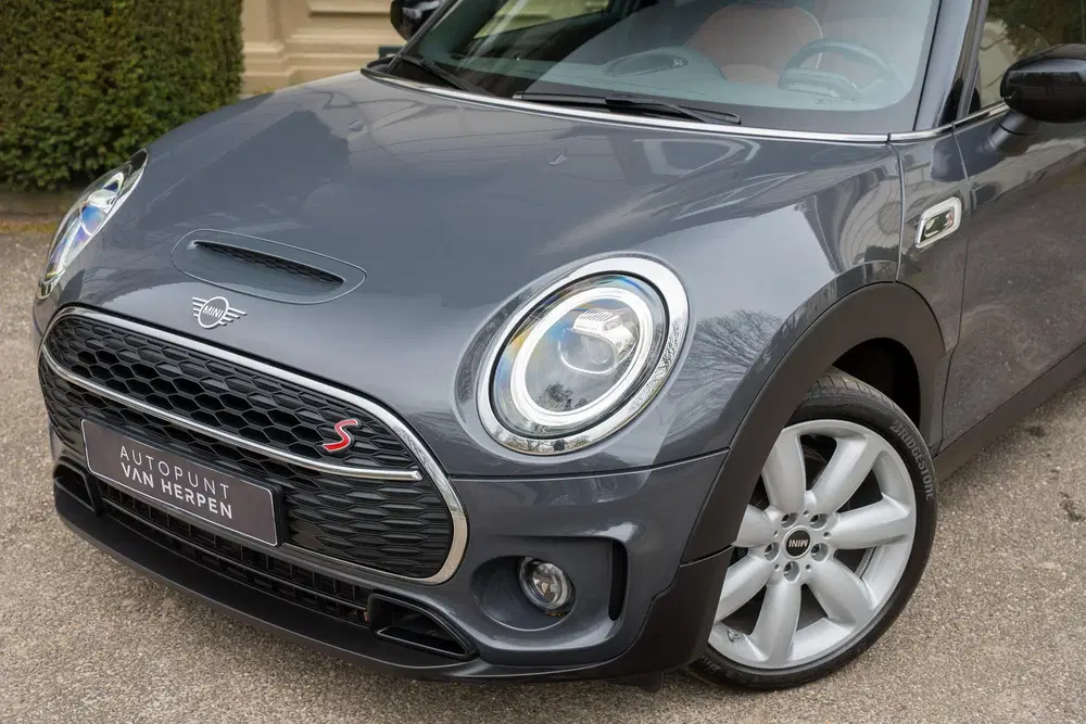 Mini Clubman 2.0 Cooper S Classic PANO uit 2021, foto 13