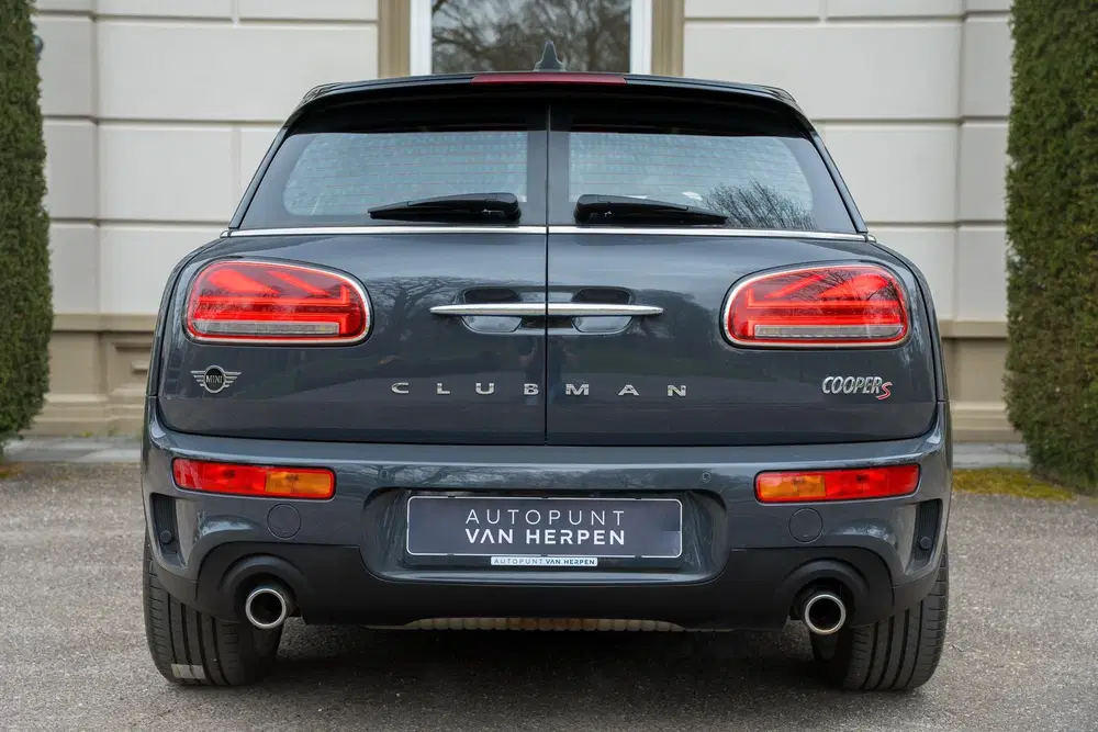 Mini Clubman 2.0 Cooper S Classic PANO uit 2021, foto 4