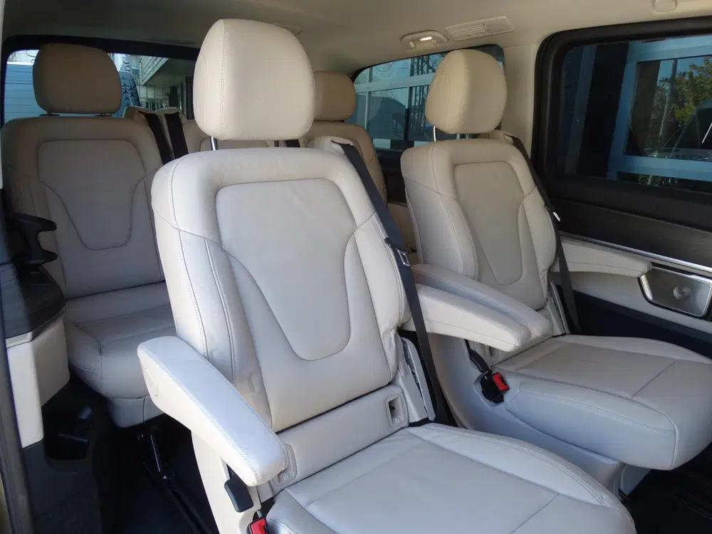 Mercedes-Benz EQV 300 L2 90kWh uit 2024, foto 4