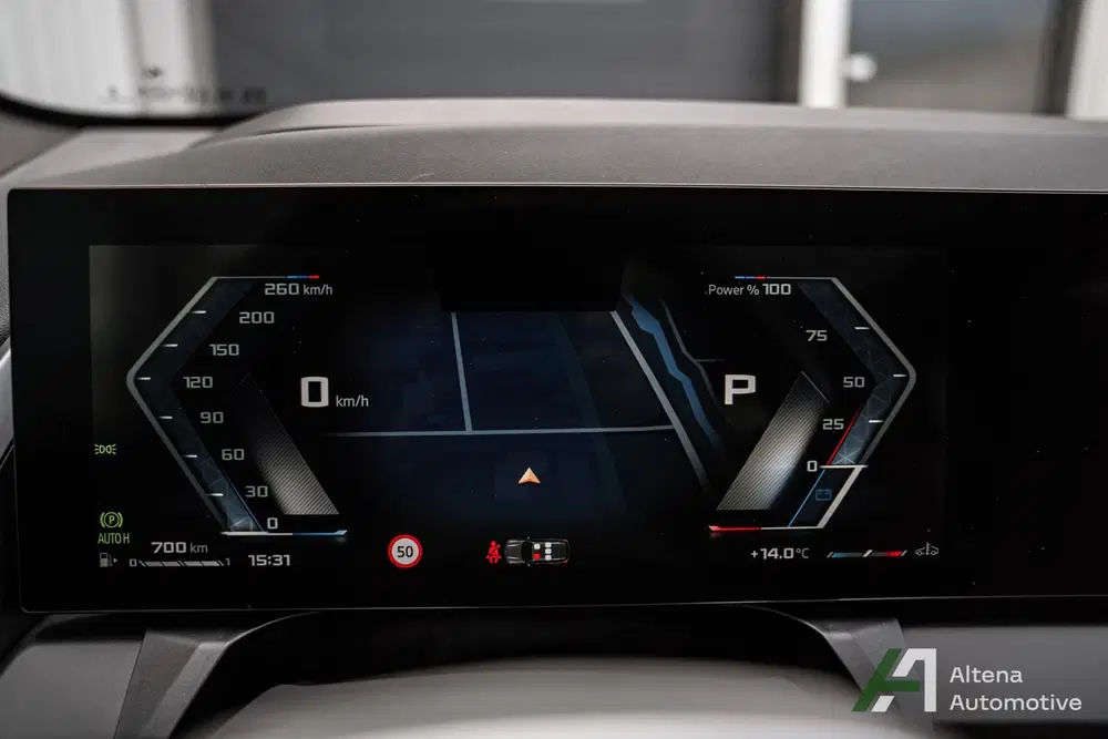 BMW X3 M50 panoramadak uit 2024, foto 16