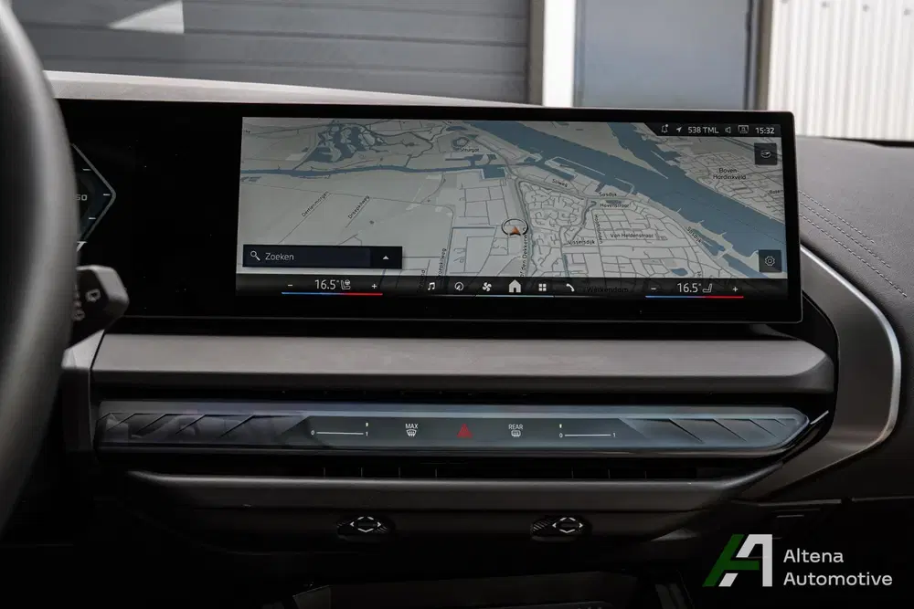 BMW X3 M50 panoramadak uit 2024, foto 18