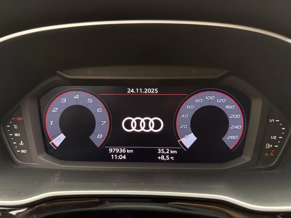 Audi Q3 35 TFSI S-Line uit 2021, foto 11