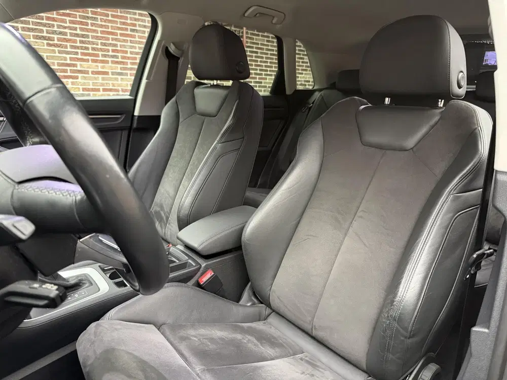 Audi Q3 35 TFSI S-Line uit 2021, foto 15