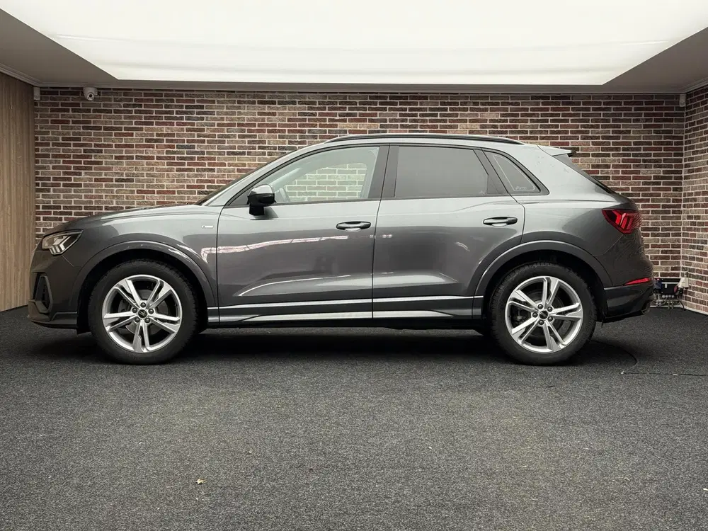 Audi Q3 35 TFSI S-Line uit 2021, foto 6