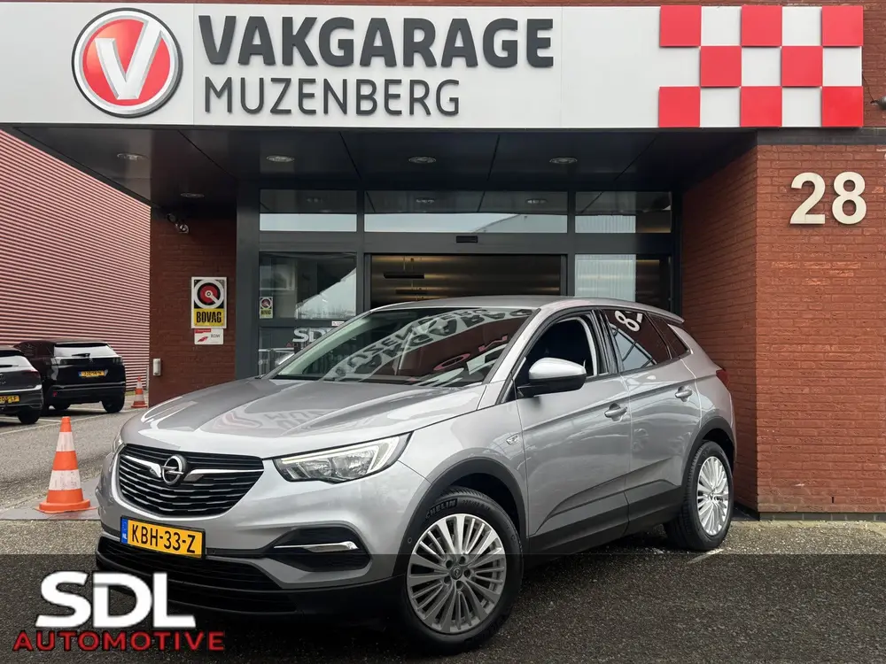 Opel Grandland X 1.2 Turbo Innovation 130PK // LED // CAMERA uit 2019