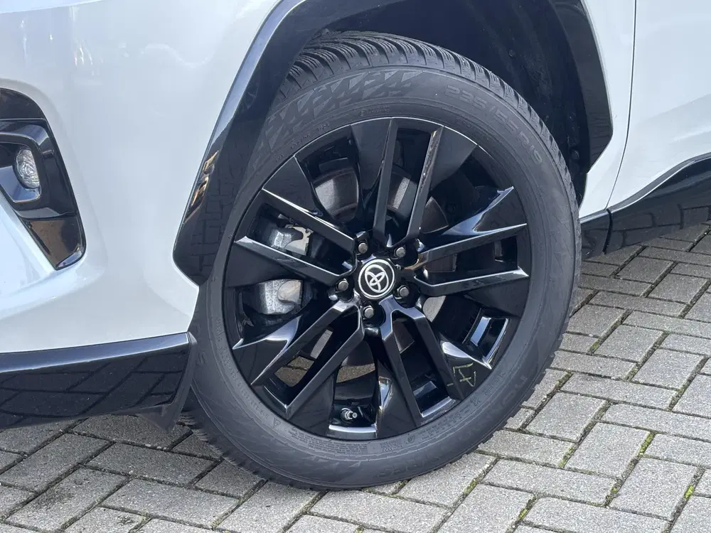 Toyota RAV 4 2.5 Hybrid AWD Style Parkeersensoren uit 2025, foto 2