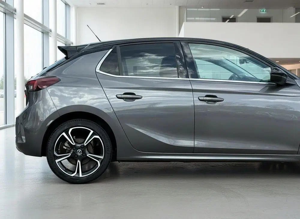 Opel Corsa 1.2 GS Line uit 2020, foto 15