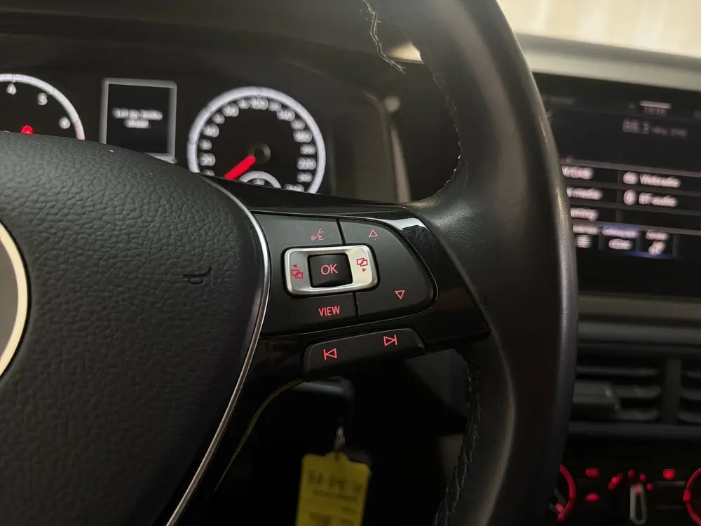 Volkswagen Polo 1.0 TSI R-Line Edition Navigatie Adaptive Cr uit 2021, foto 19