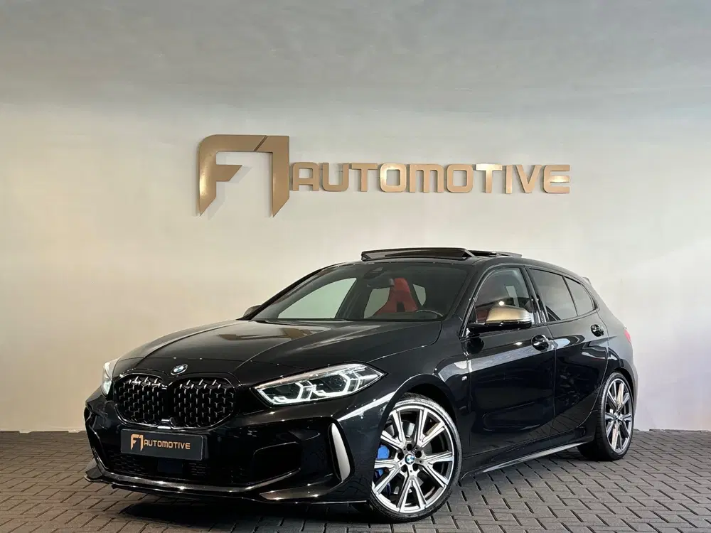 BMW 1-serie M135i xDrive Executive Pano uit 2021