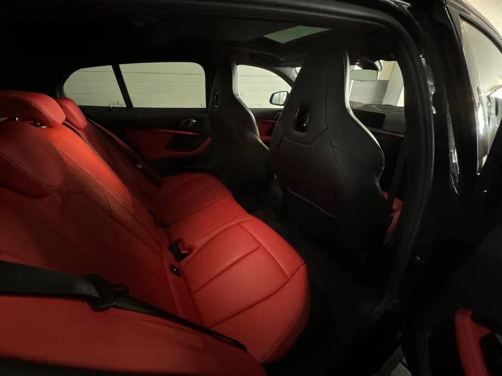 BMW 1-serie M135i xDrive Executive Pano uit 2021, foto 20