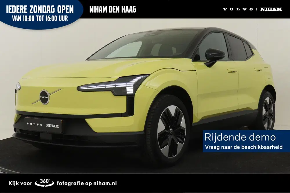 Volvo EX30 SINGLE MOTOR PLUS 51 kWh -HARMAN uit 2024