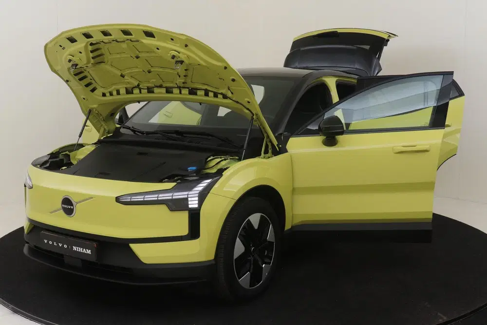 Volvo EX30 SINGLE MOTOR PLUS 51 kWh -HARMAN uit 2024, foto 17