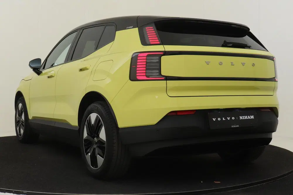 Volvo EX30 SINGLE MOTOR PLUS 51 kWh -HARMAN uit 2024, foto 5