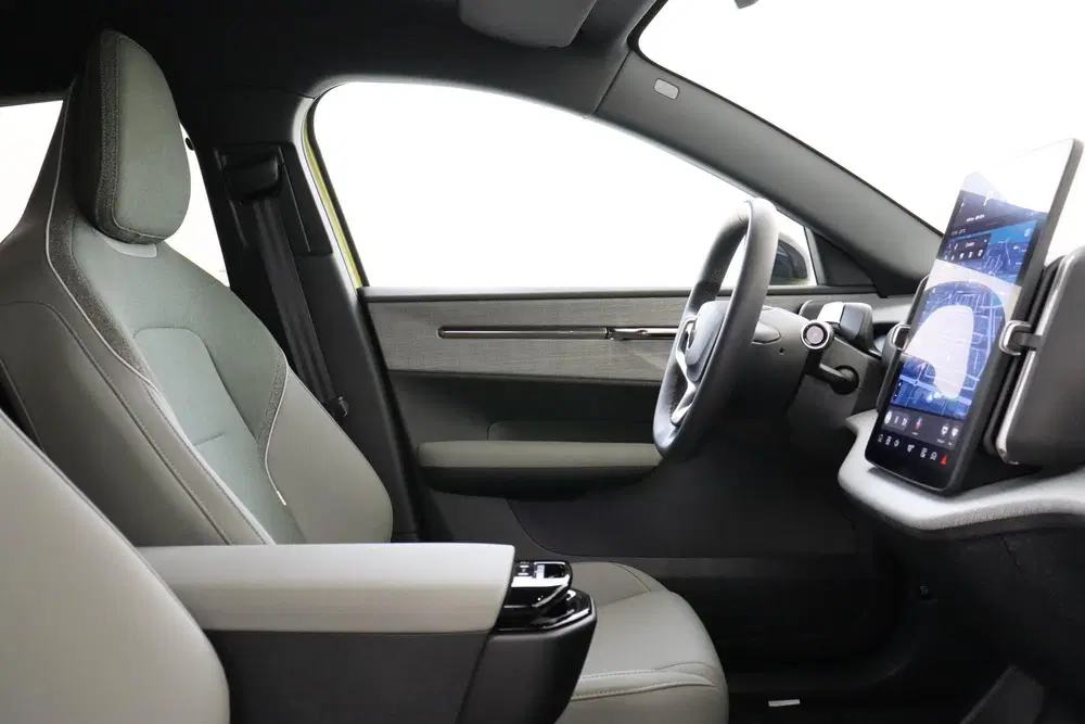 Volvo EX30 SINGLE MOTOR PLUS 51 kWh -HARMAN uit 2024, foto 8