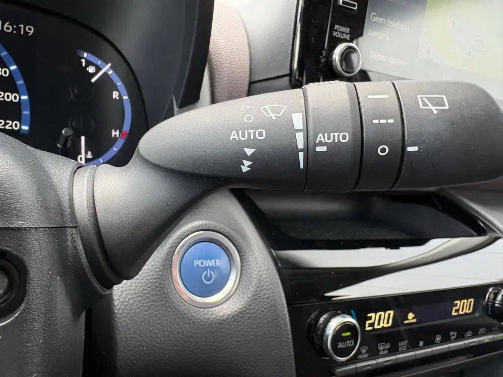 Toyota Yaris Cross 1.5 Hybrid Executive Navigatie uit 2022, foto 20