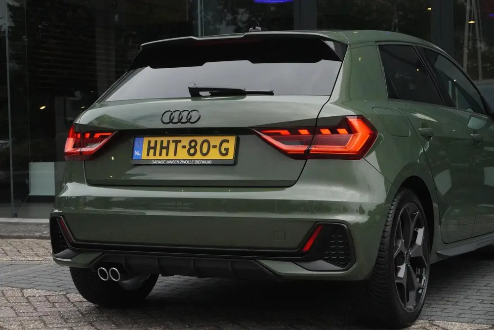Audi A1 40 TFSI S Line edition one uit 2023, foto 6