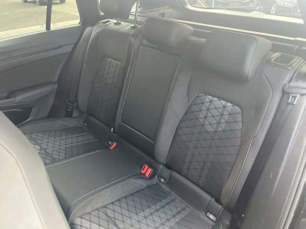 Volkswagen Golf Variant 1.5 TSI R-Line | Camera | Carplay | uit 2025, foto 5