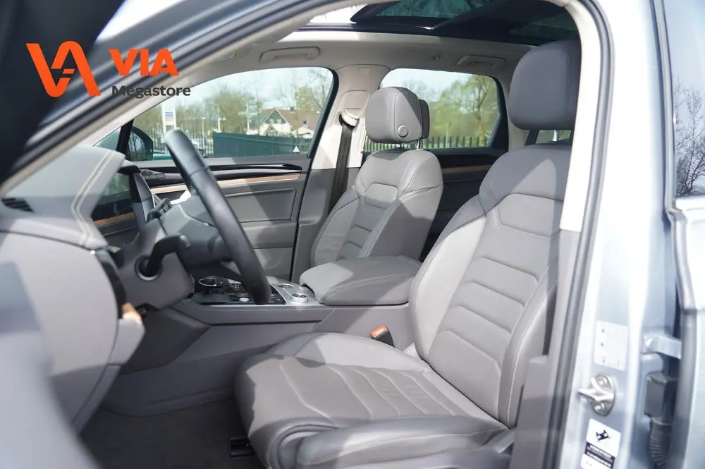Volkswagen Touareg 3.0 TSi V6 | Black Edition | 4MOTION R-li uit 2021, foto 4