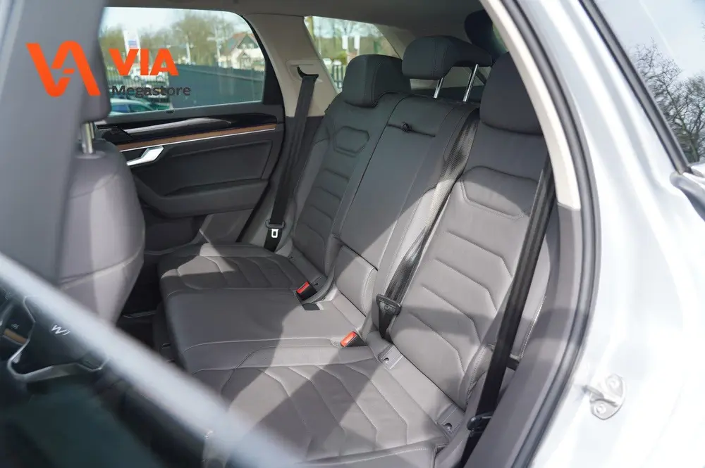 Volkswagen Touareg 3.0 TSi V6 | Black Edition | 4MOTION R-li uit 2021, foto 5