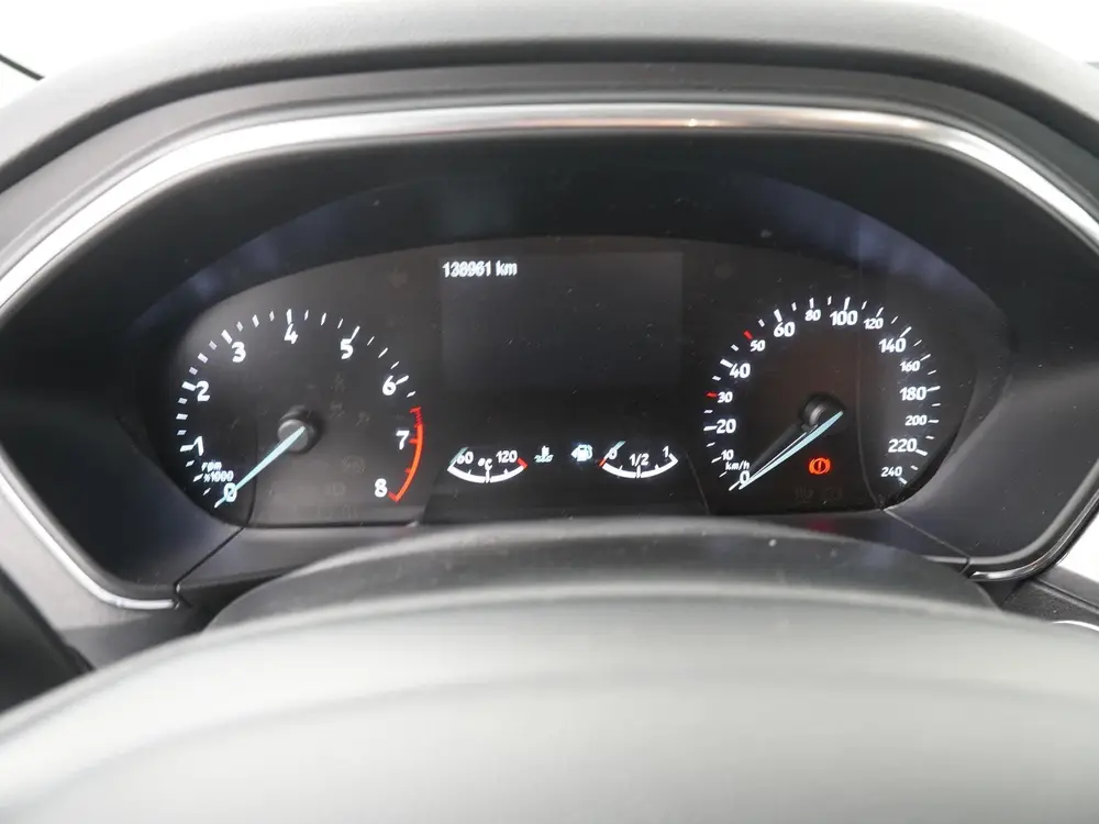 Ford Focus Wagon 1.0 EcoBoost ST Line Business - Navigatie uit 2019, foto 14