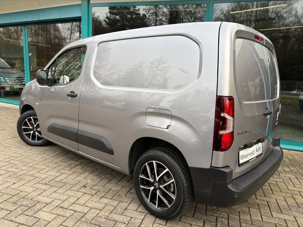 Peugeot Partner 1.5 BlueHDI 100pk CarPlay uit 2021, foto 2