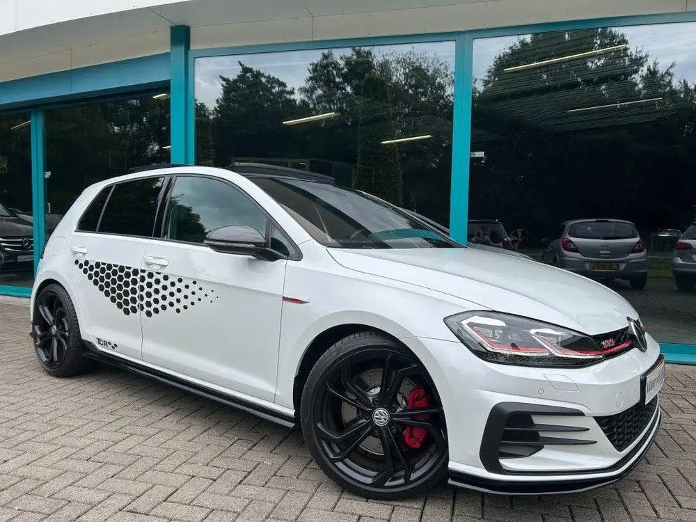 Volkswagen GOLF GTI TCR 290pk Virtual, CarPlay, Pano, DynAud uit 2019, foto 4