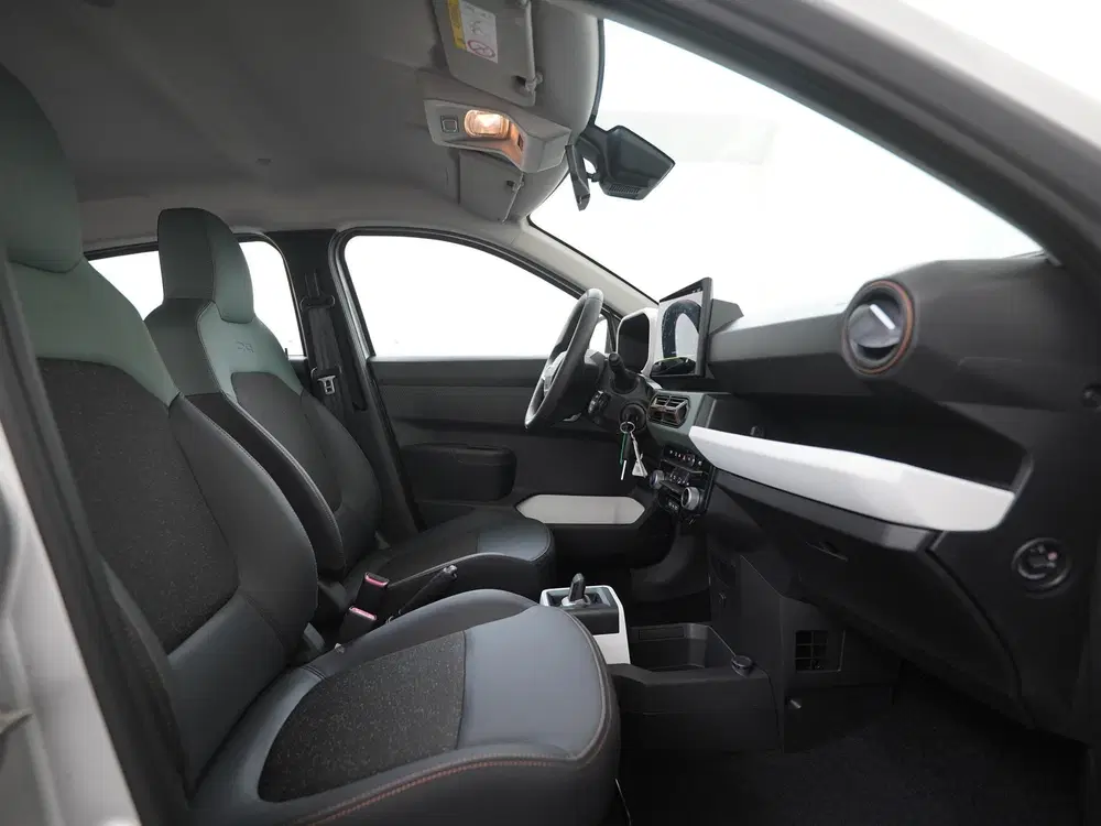 Dacia Spring Extreme 65 26.8 kWh uit 2026, foto 3