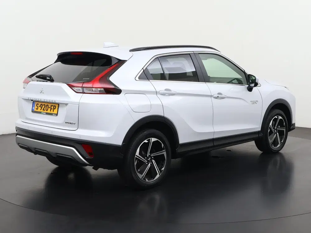 Mitsubishi Eclipse Cross 2.4 PHEV Intense+ uit 2023, foto 6