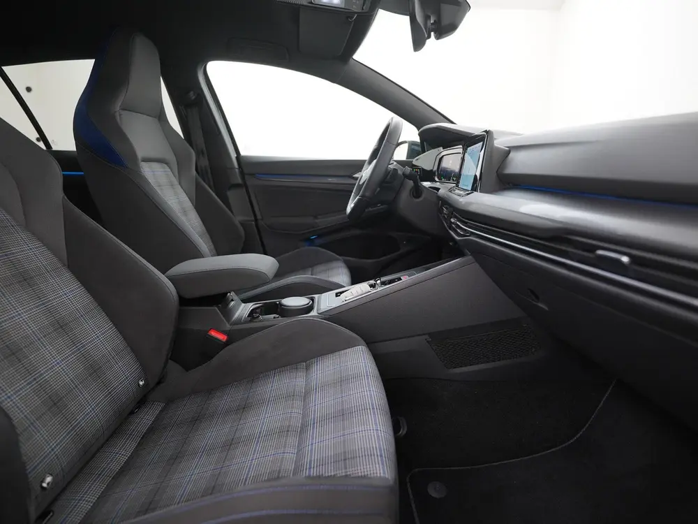 Volkswagen Golf 1.4 eHybrid GTE | Camera | IQ.Light | Winter uit 2022, foto 6