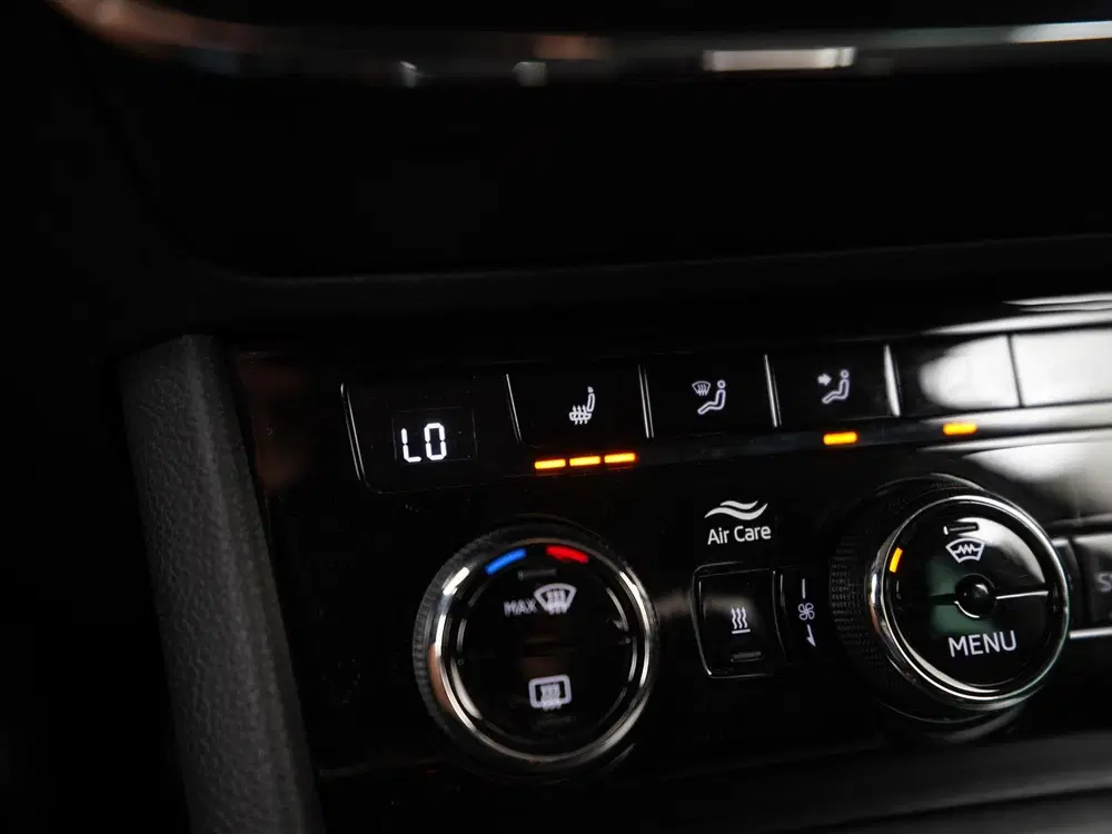 Skoda Superb 1.4 TSI iV Style uit 2022, foto 13