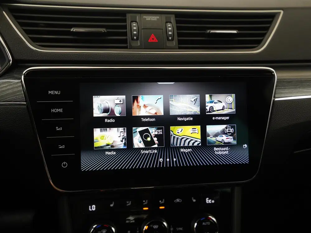 Skoda Superb 1.4 TSI iV Style uit 2022, foto 16