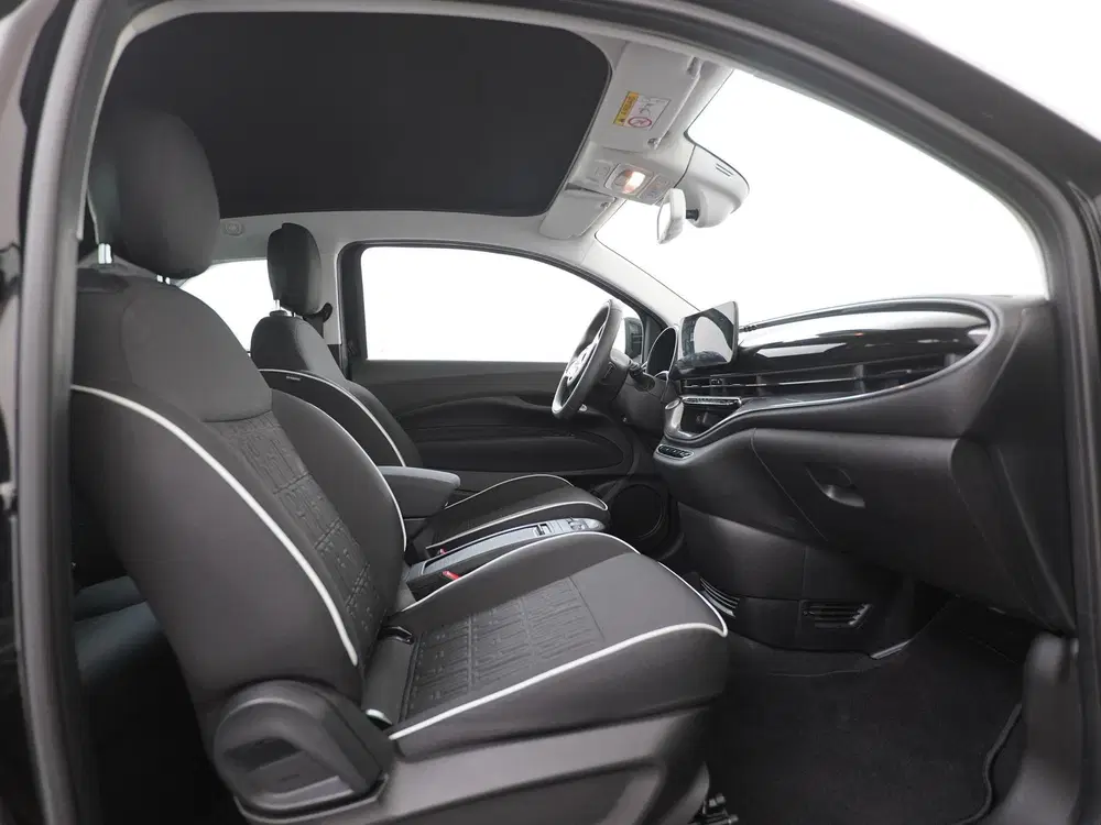 Fiat 500e Icon 42 kWh uit 2023, foto 3