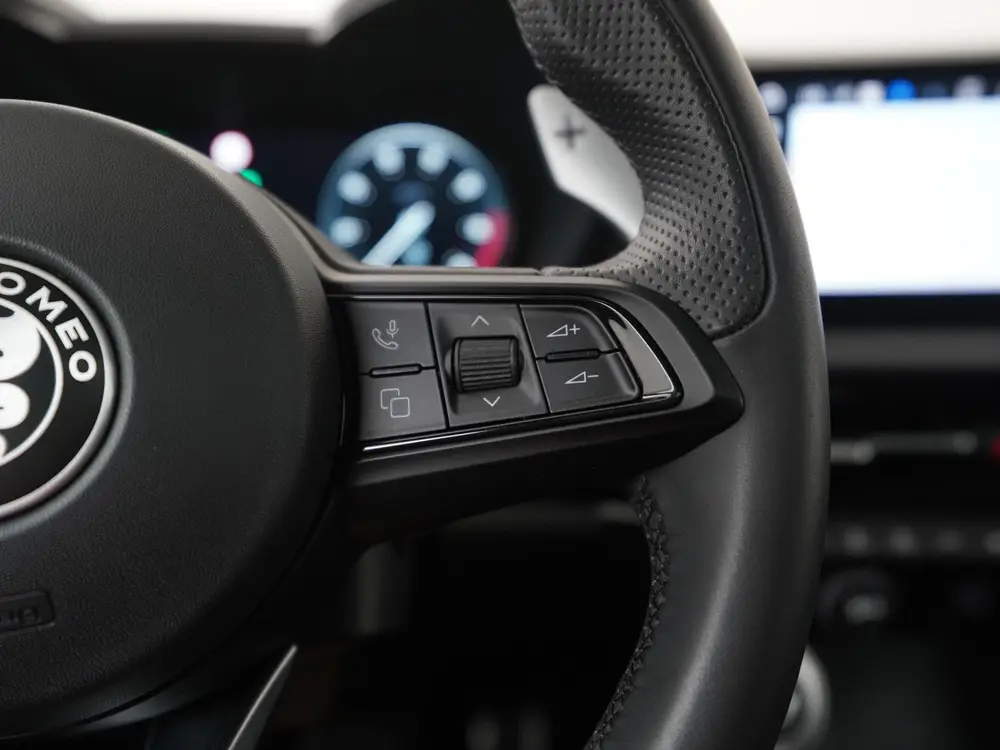 Alfa Romeo Tonale 1.3T PHEV Veloce | Panoramadak | Harman/Ka uit 2023, foto 10