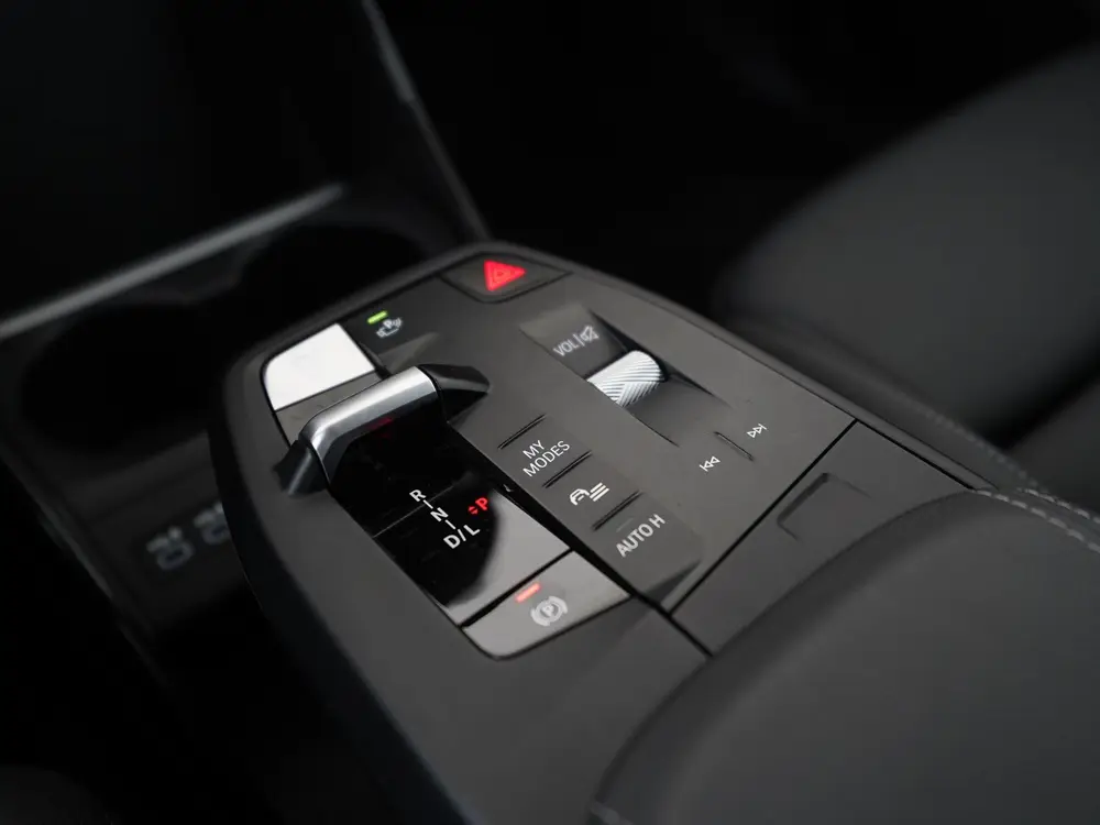 BMW X1 xDrive25e Shadow uit 2023, foto 11