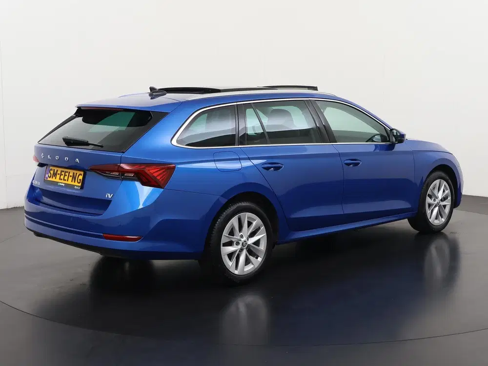Skoda Octavia 1.4 TSI iV PHEV Style uit 2023, foto 4