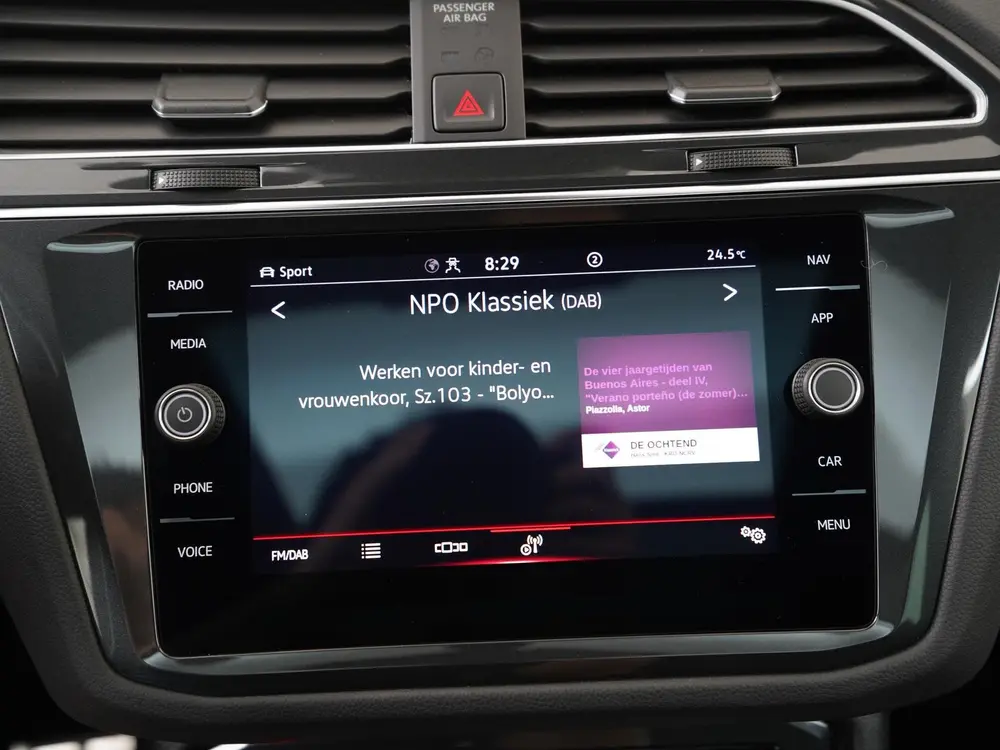 Volkswagen Tiguan 1.4 TSI eHybrid Active | Trekhaak | Head U uit 2022, foto 15