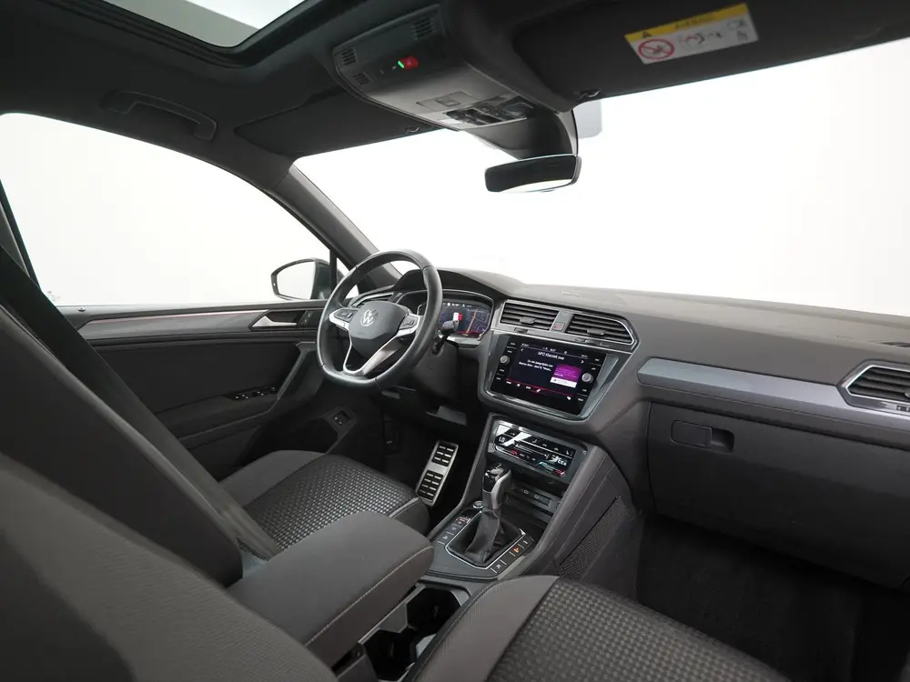 Volkswagen Tiguan 1.4 TSI eHybrid Active | Trekhaak | Head U uit 2022, foto 2
