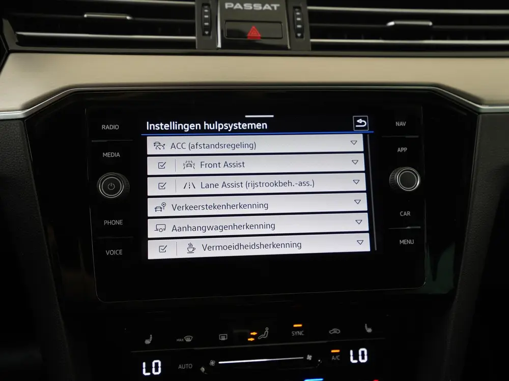 Volkswagen Passat Variant 1.5 TSI Elegance DSG | Trekhaak | uit 2023, foto 20