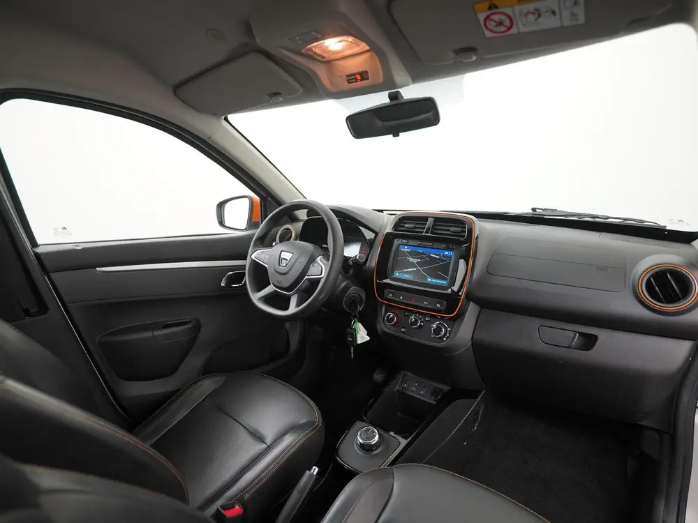 Dacia Spring Comfort Plus (Orange Pack) 27 kWh uit 2022, foto 2