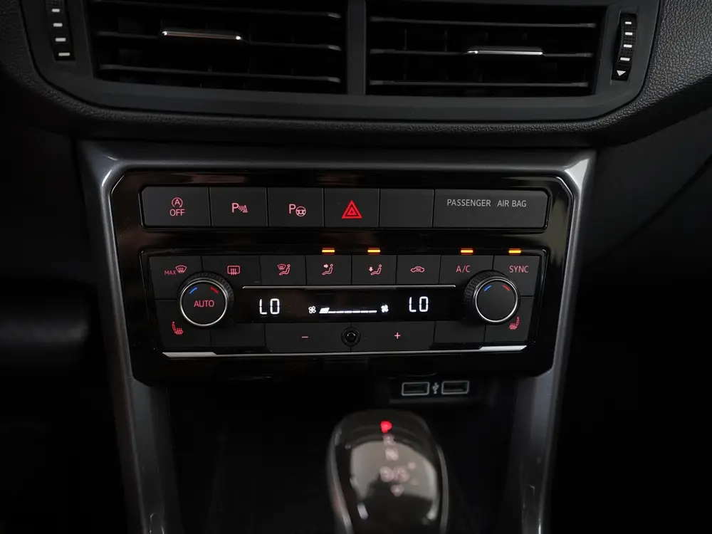 Volkswagen T-Cross 1.0 TSI Style DSG | Camera | Blind Spot | uit 2019, foto 11