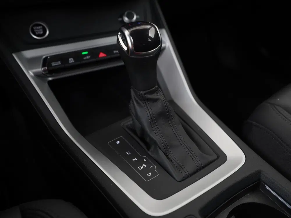 Audi Q3 45 TFSIe S-Line Ext uit 2022, foto 11