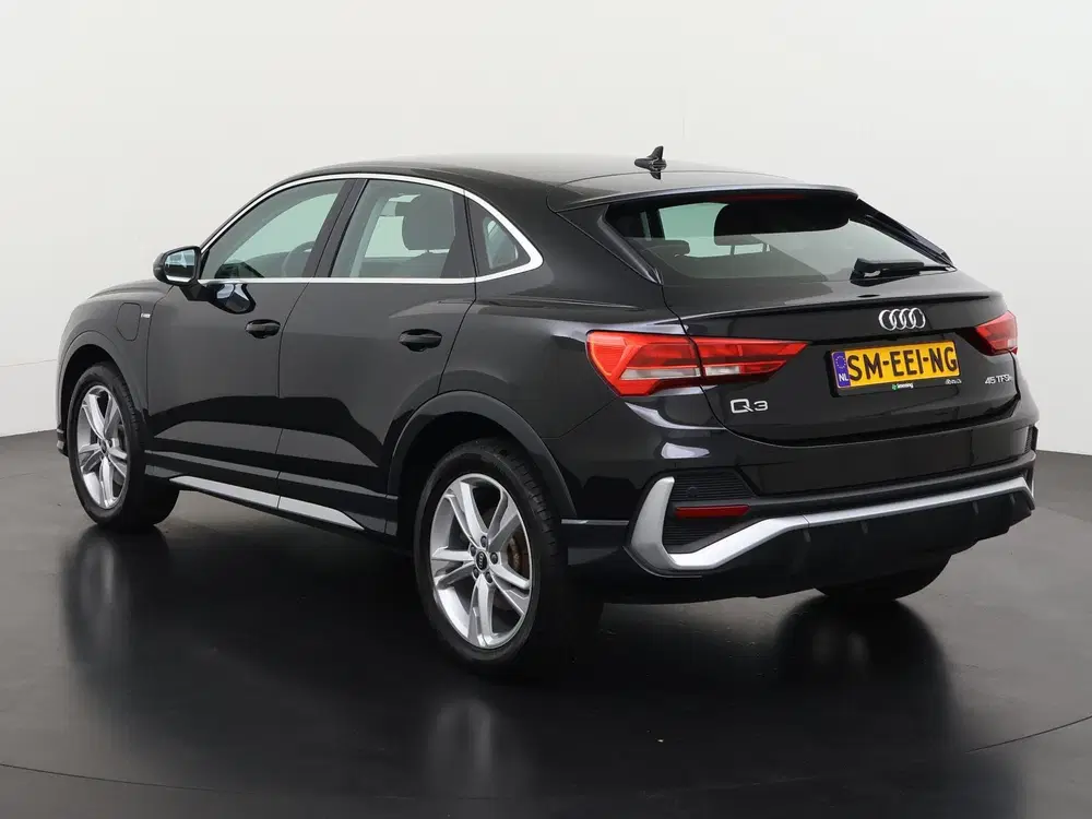 Audi Q3 45 TFSIe S-Line Ext uit 2022, foto 7