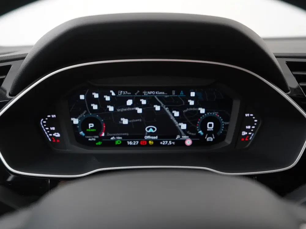 Audi Q3 45 TFSIe S-Line Ext uit 2022, foto 9