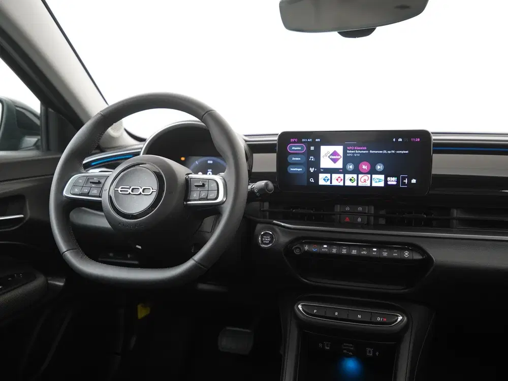 Fiat 600 1.2 Hybrid Urban uit 2024, foto 5