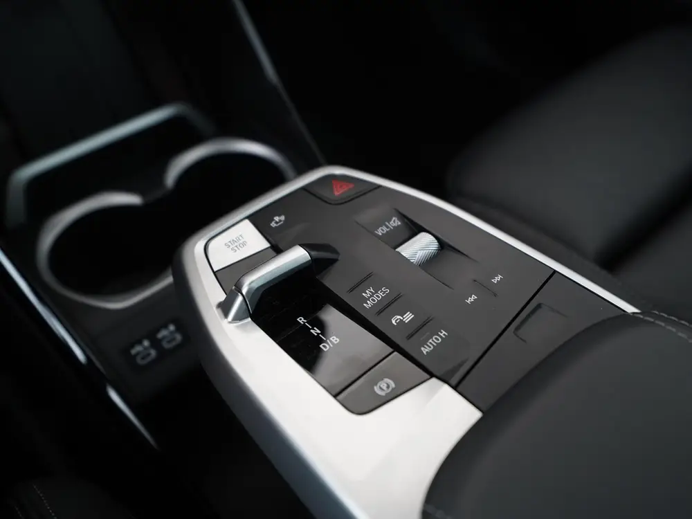 BMW iX1 xDrive30 Launch Edition 67 kWh uit 2023, foto 10