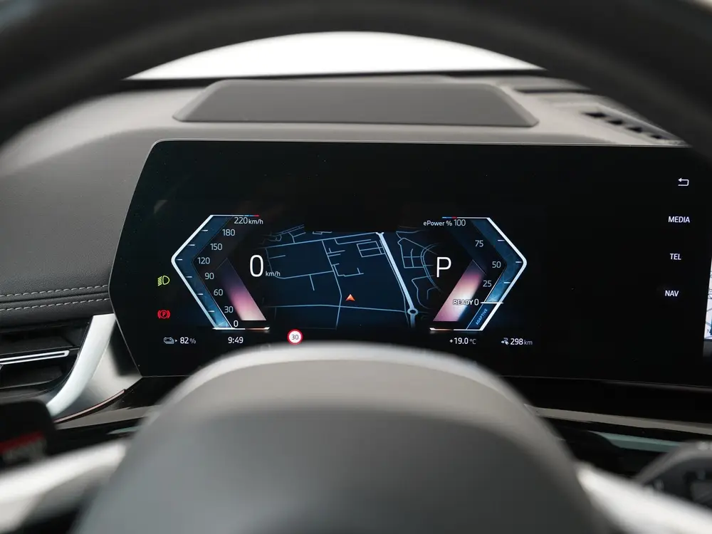 BMW iX1 xDrive30 Launch Edition 67 kWh uit 2023, foto 8