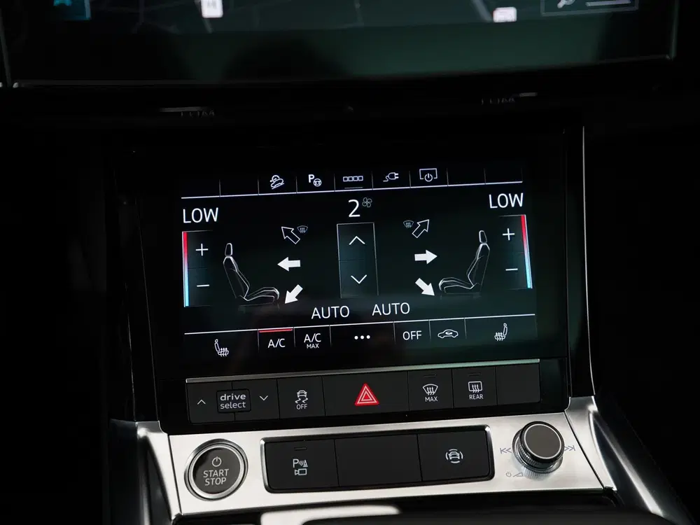 Audi e-tron 55 quattro 95 kWh uit 2023, foto 12