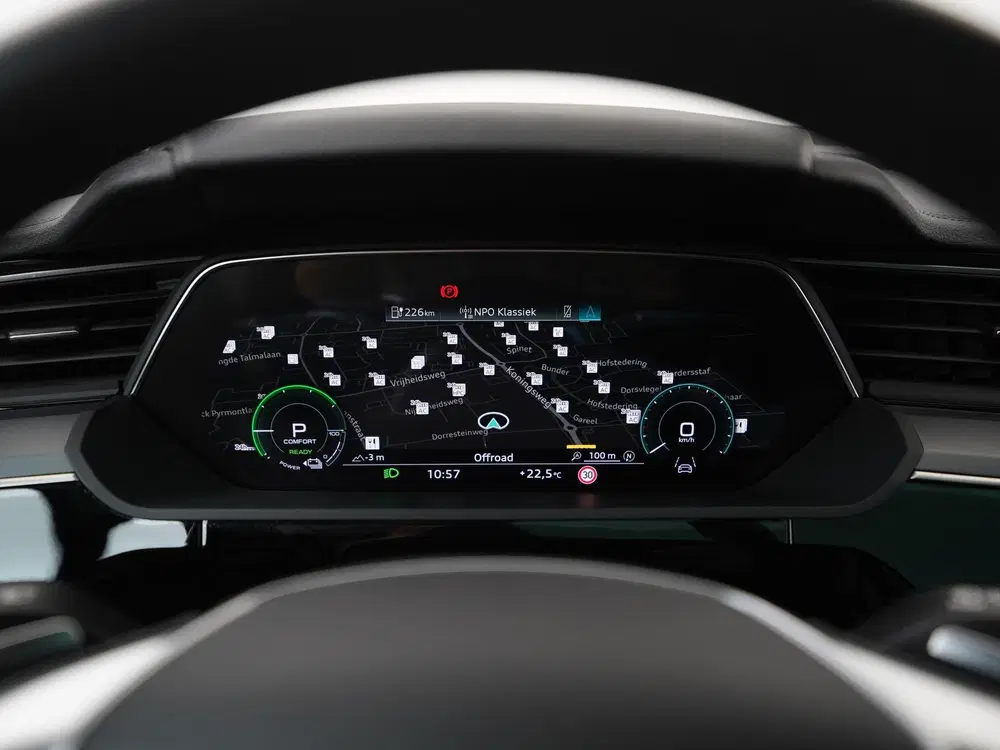 Audi e-tron 55 quattro 95 kWh uit 2023, foto 9