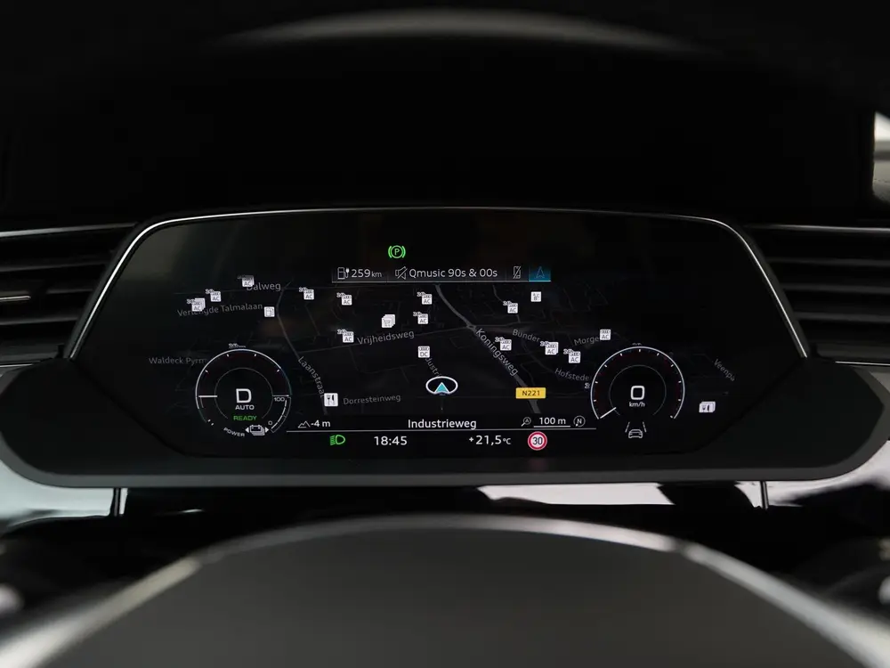 Audi e-tron S quattro 95 kWh S-Line uit 2023, foto 9